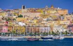 Vista de Cagliari desde el mar